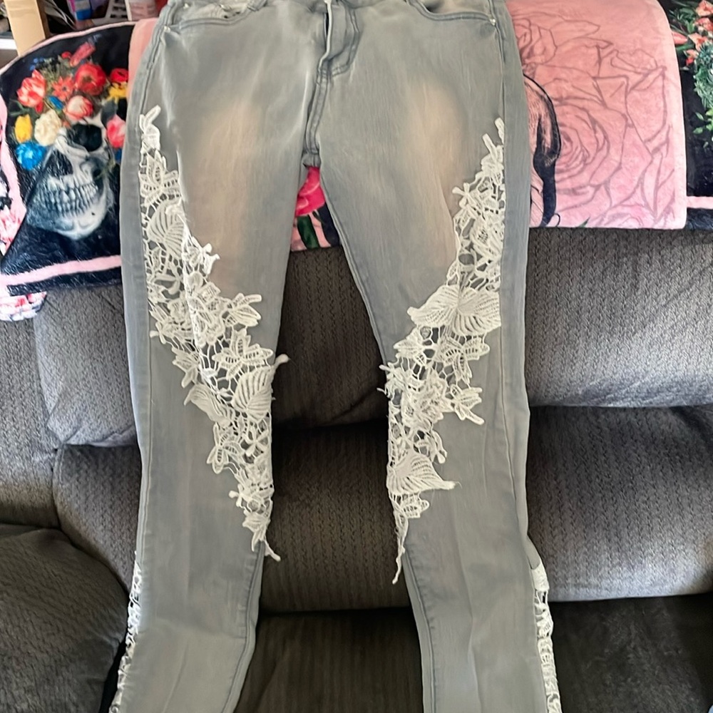 Woman’s jeans